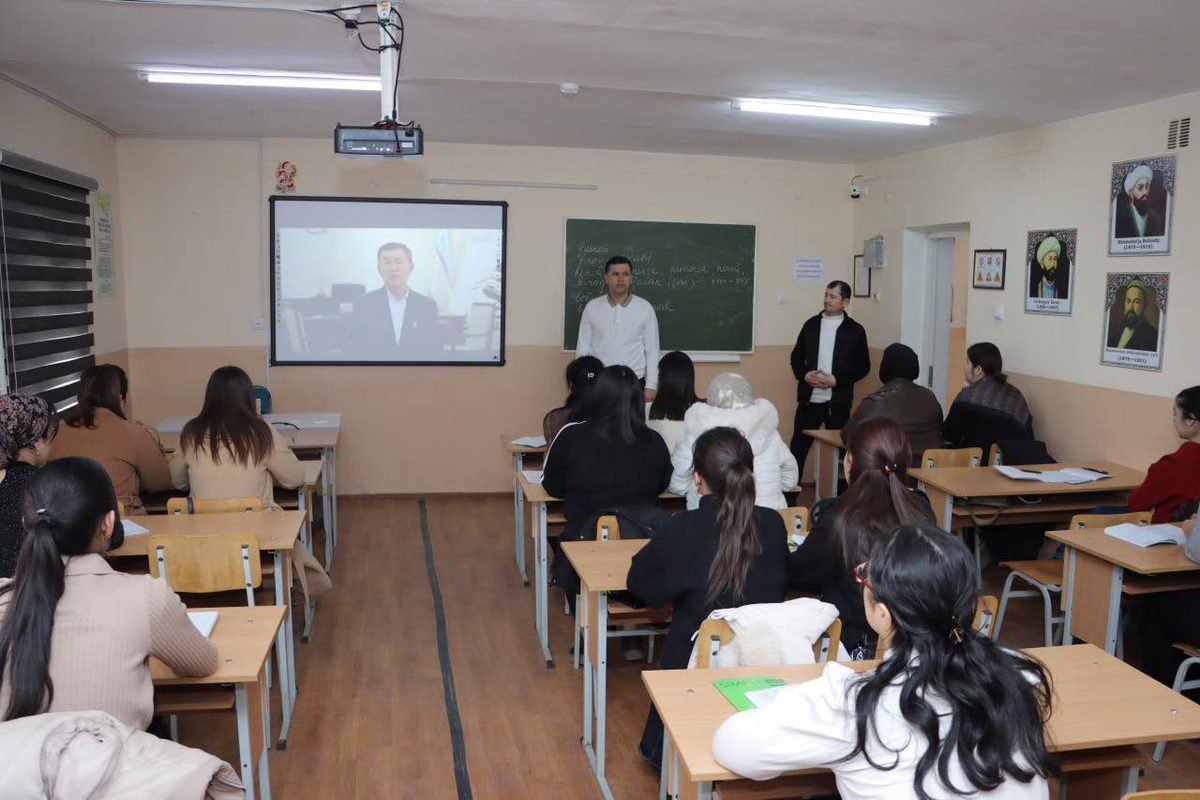 Urganch innovatsion universitetida “Kelajak soati” rukni ostidagi 24-mavzu darsi “Bir yaxshilik haqida” mavzusida tashkil etildi.