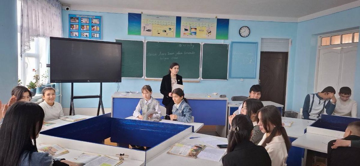 Urganch innovatsion universitetining “Tarix” kafedrasi 22/01-guruhi talabalari Urganch shahridagi 14-son umumiy o‘rta ta’lim maktabida amaliyot jarayonlarida ishtirok etmoqdalar.