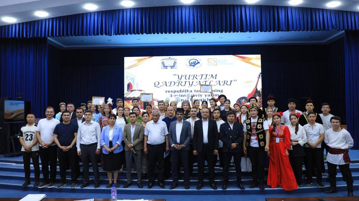 "YURTIM QADRIYATLARI" RESPUBLIKA KO'RIK-TANLOVINING 3-MINTAQAVIY YARIM FINAL BOSQICHIDA URGANCH INNOVATSION UNIVERSITETINING "XORAZM GAVHARI" JAMOASI FAXRLI 1-O'RINNI QO'LGA KIRITDI!